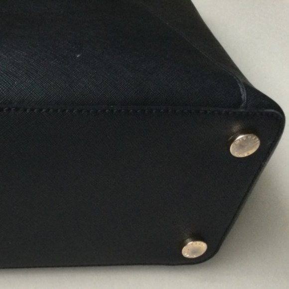 Michael Kors Bag CIARA Large Tote Zipper-Closure - Picture 7 of 11